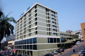 Отель Hotel La Falaise Yaounde  Яунде